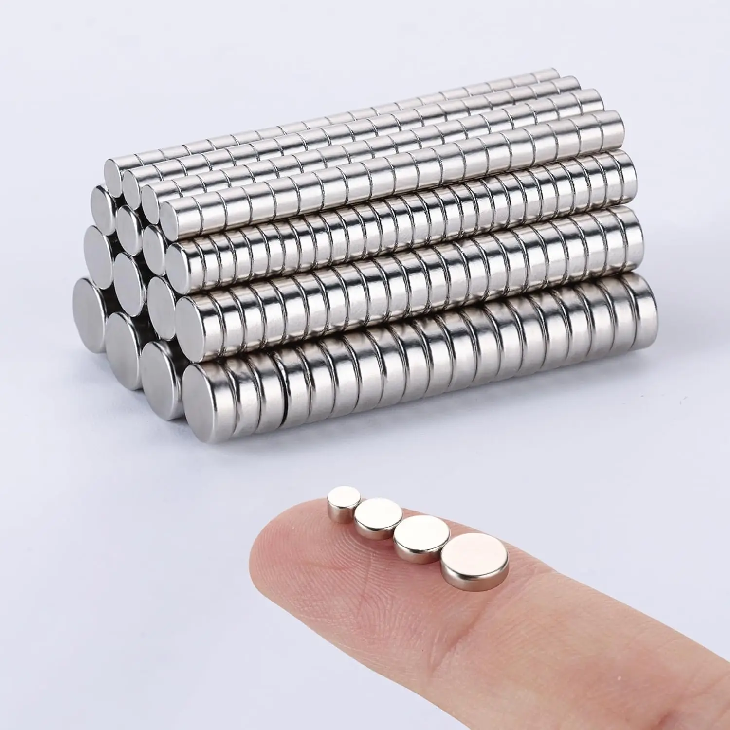 Petits aimants, 4 tailles différentes, petits aimants, mini aimants pour réfrigérateur, aimant de bricolage, multi-usage pour le bureau, l'artisanat et les aimants scientifiques